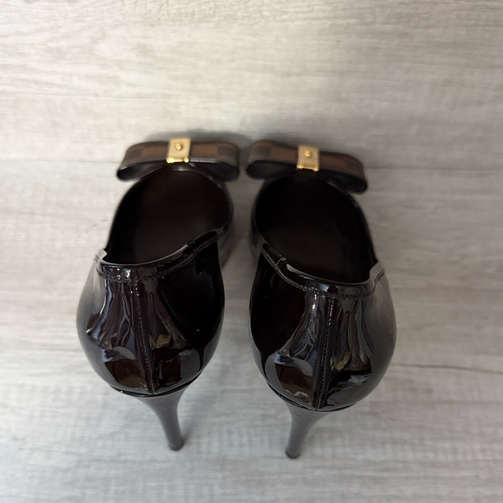 Louis Vuitton Valentine Damier Ebene Brown Patent Leather Peep-Toe Heels 38.5 - Picture 6 of 15